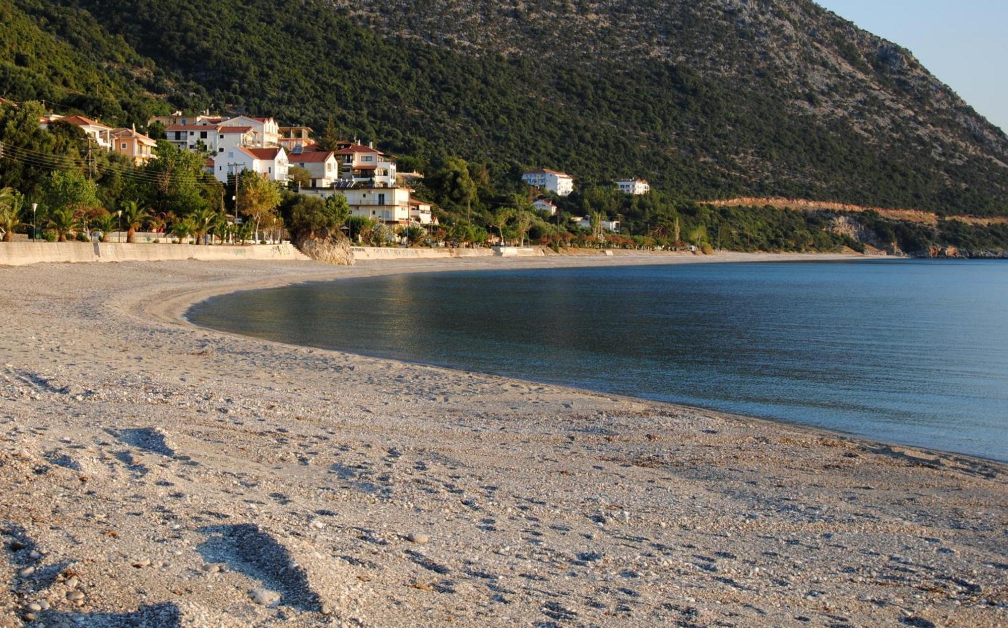 Filoxenia Hotel & Apartments Poros  Exterior foto